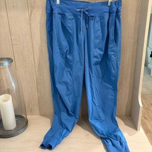 Lululemon studio dance joggers